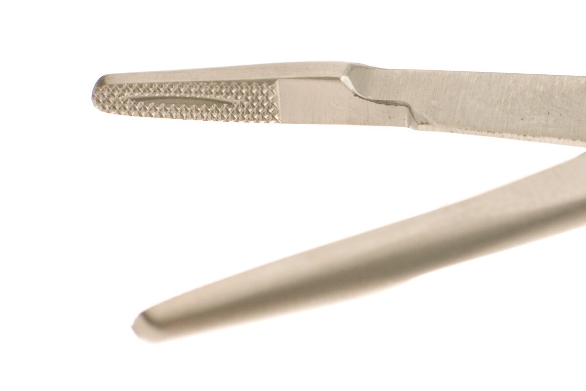 5.5-in Olsen-Hegar Tungsten Carbide Needle Holder With Integrated Scissors Serrated Von Klas - Foto 11